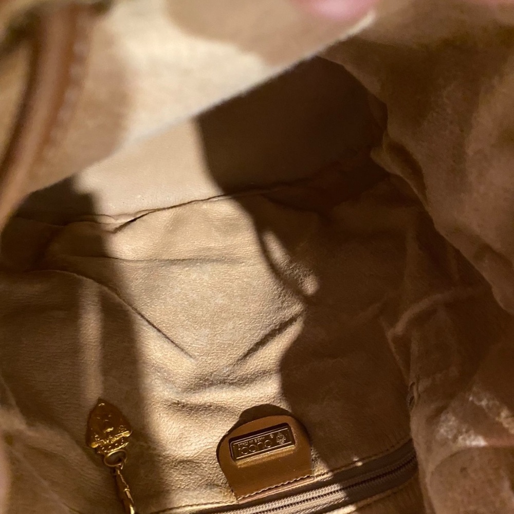 Authentic Gucci Bucket Bag - Picture 7 of 12
